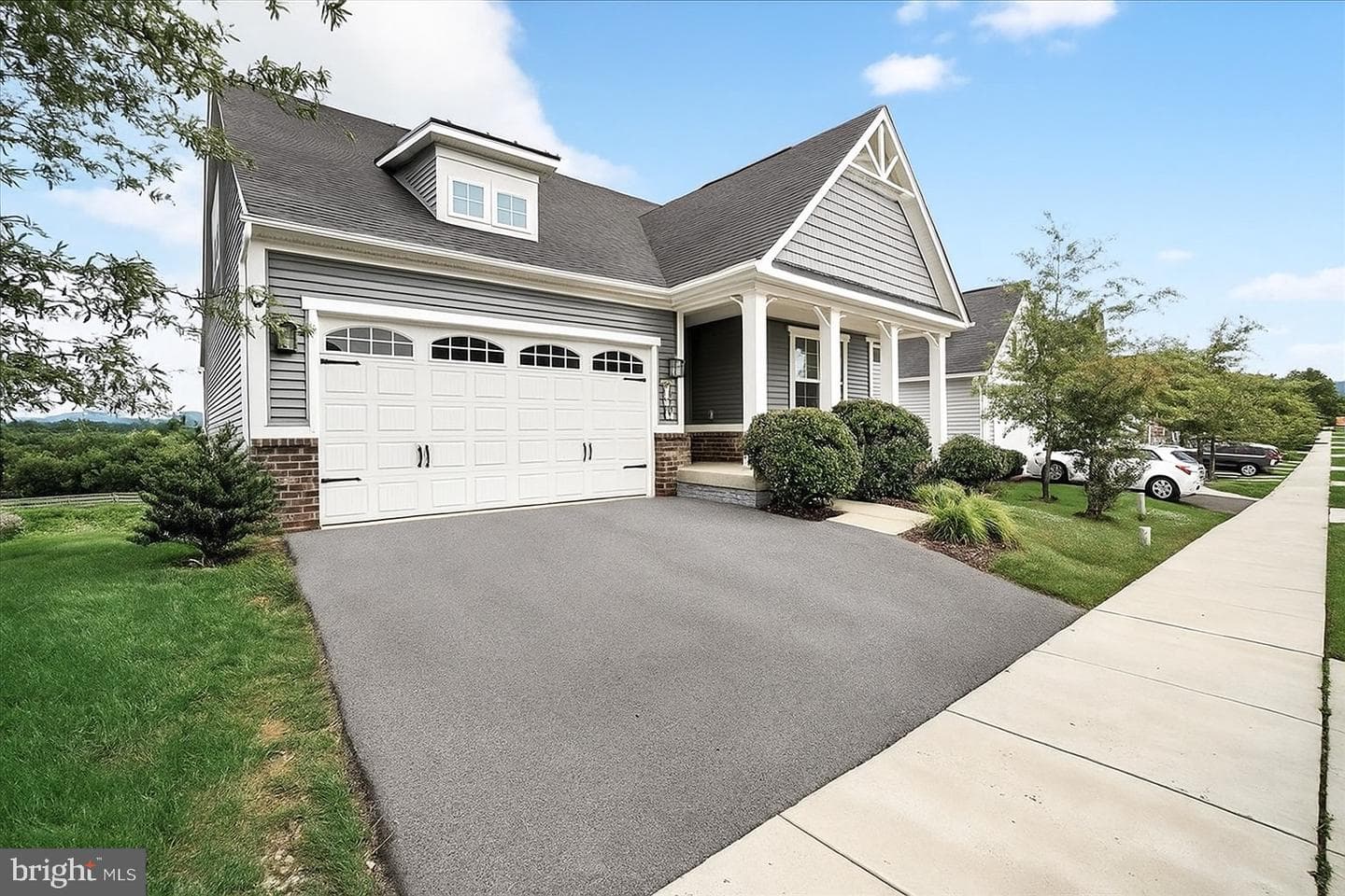 209 Ingalls Drive photo 2