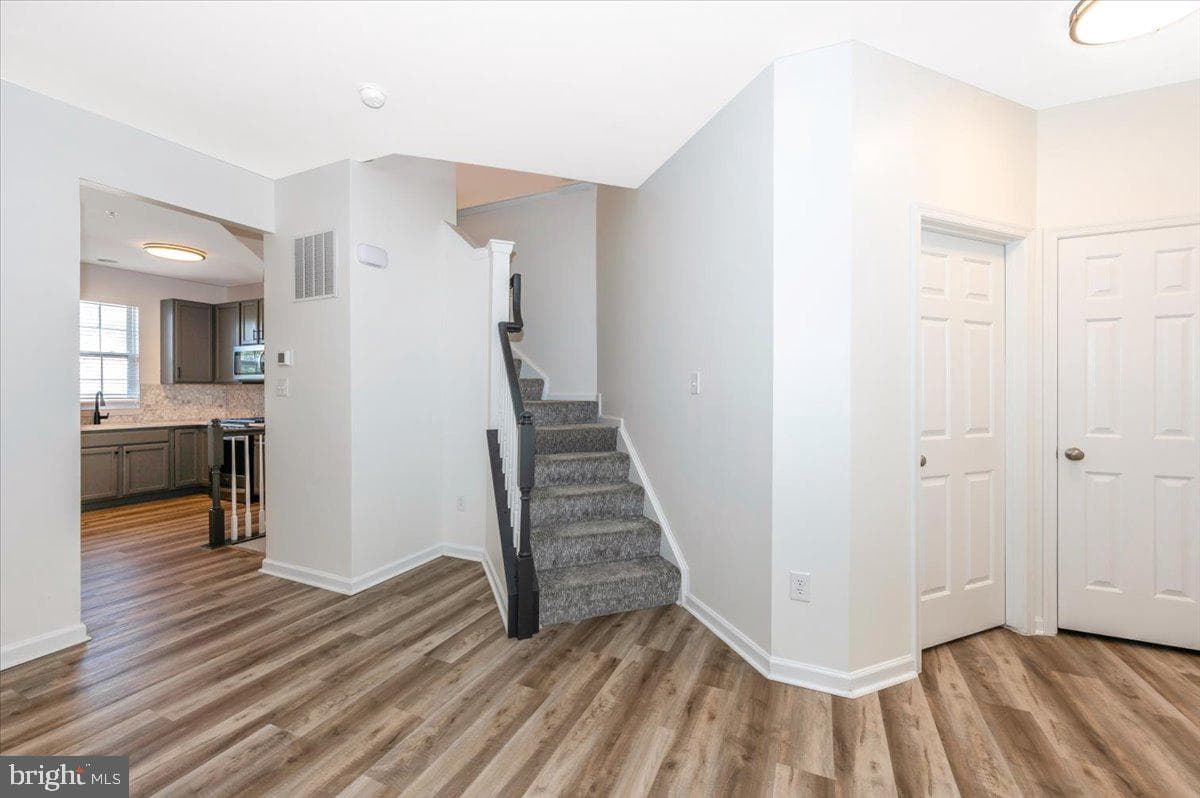 1806 Wheyfield Drive photo 21