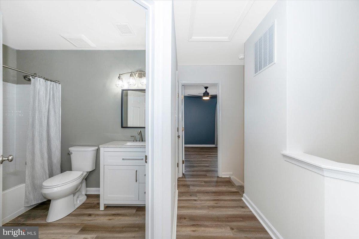 1806 Wheyfield Drive photo 24