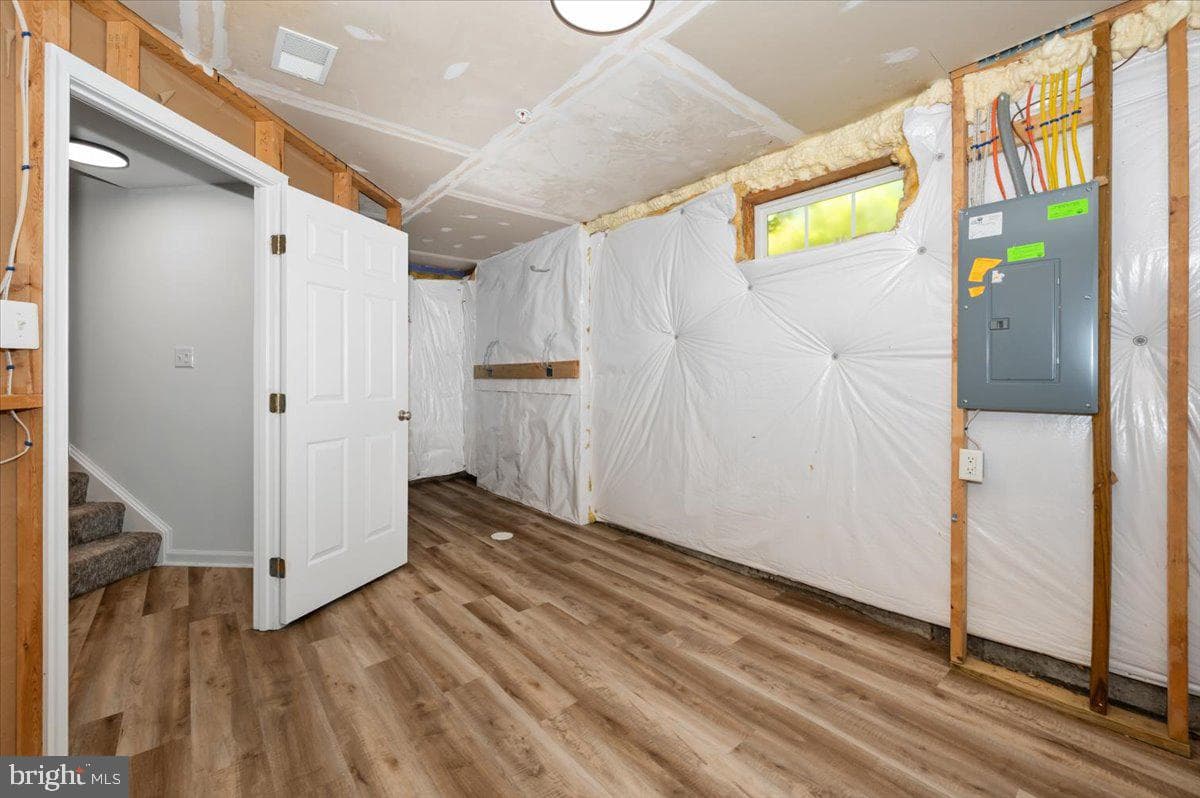 1806 Wheyfield Drive photo 44