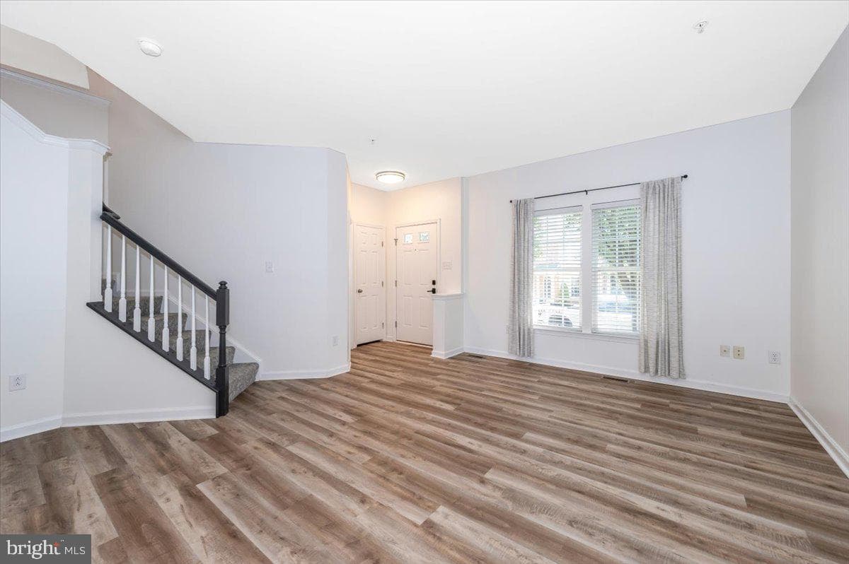1806 Wheyfield Drive photo 8