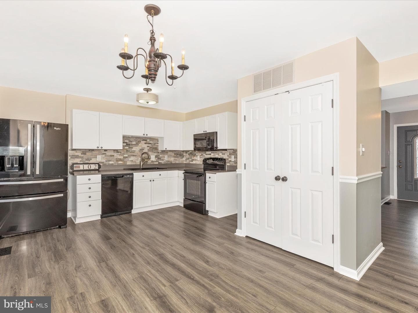 102 Stull Court photo 13