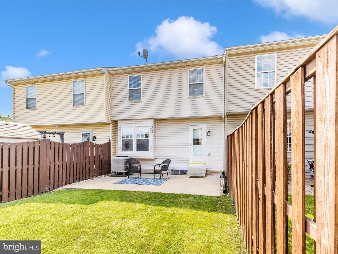 102 Stull Court photo 4