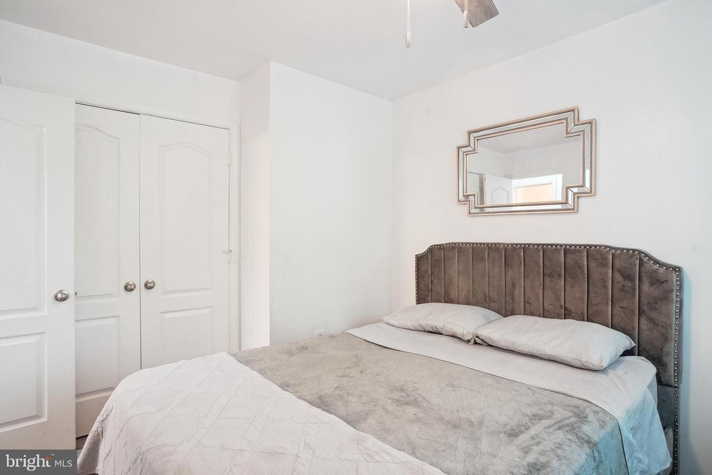 2641 S Everly Drive #8 4 photo 17