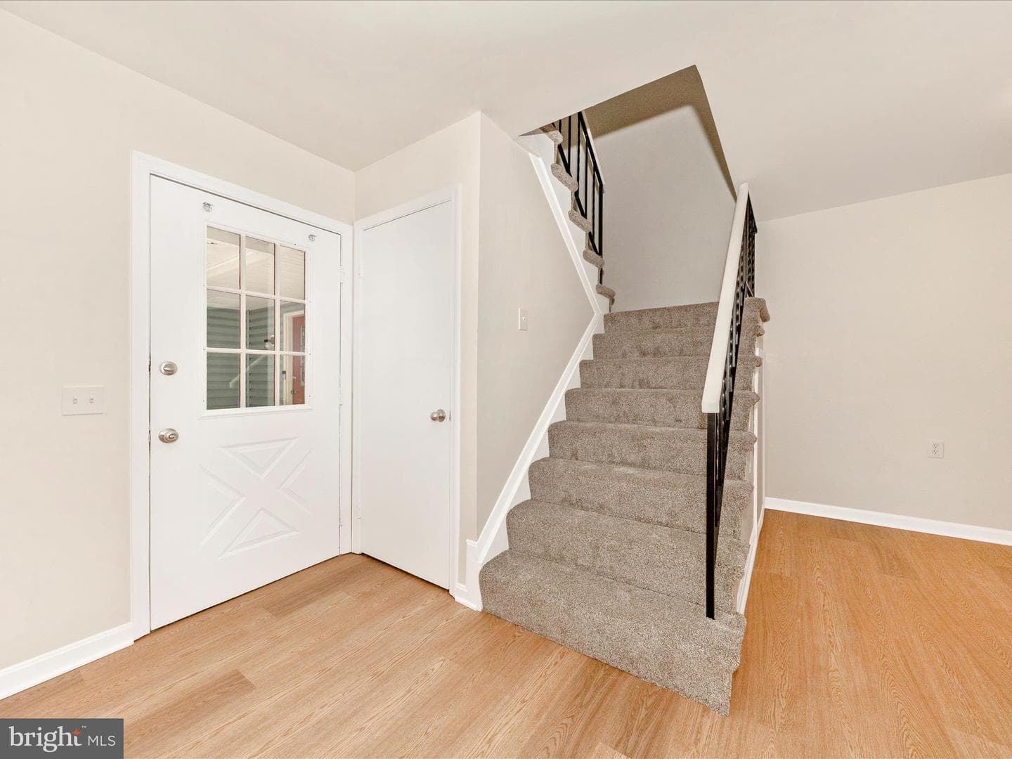 5702 Lavender Plaza #c photo 2