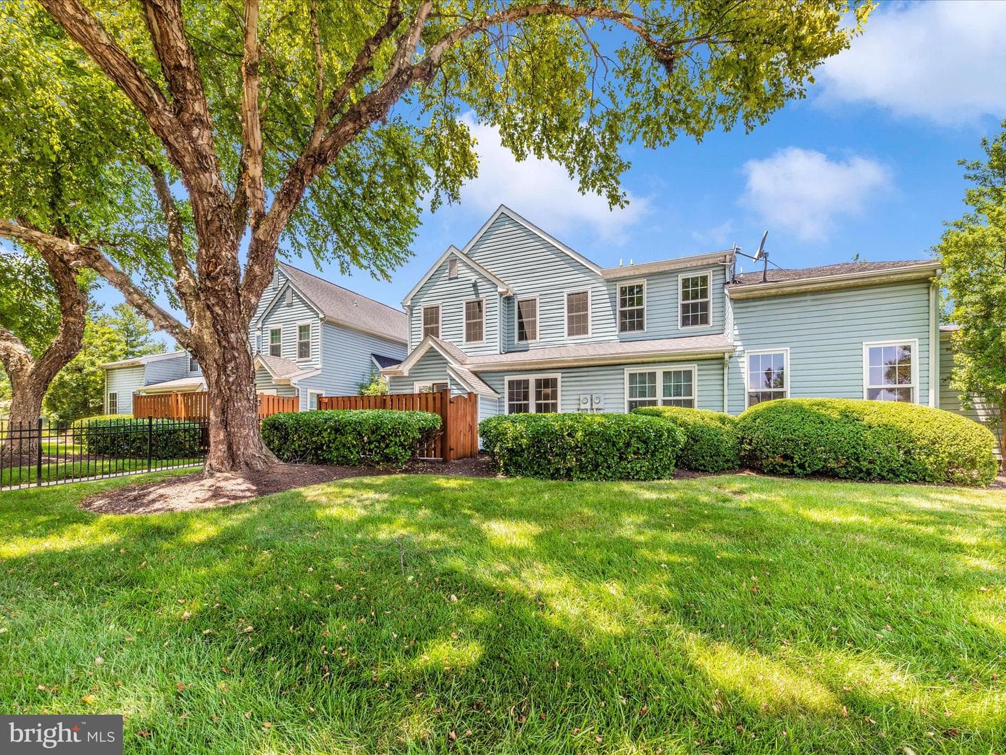 5702 Lavender Plaza #c photo 38