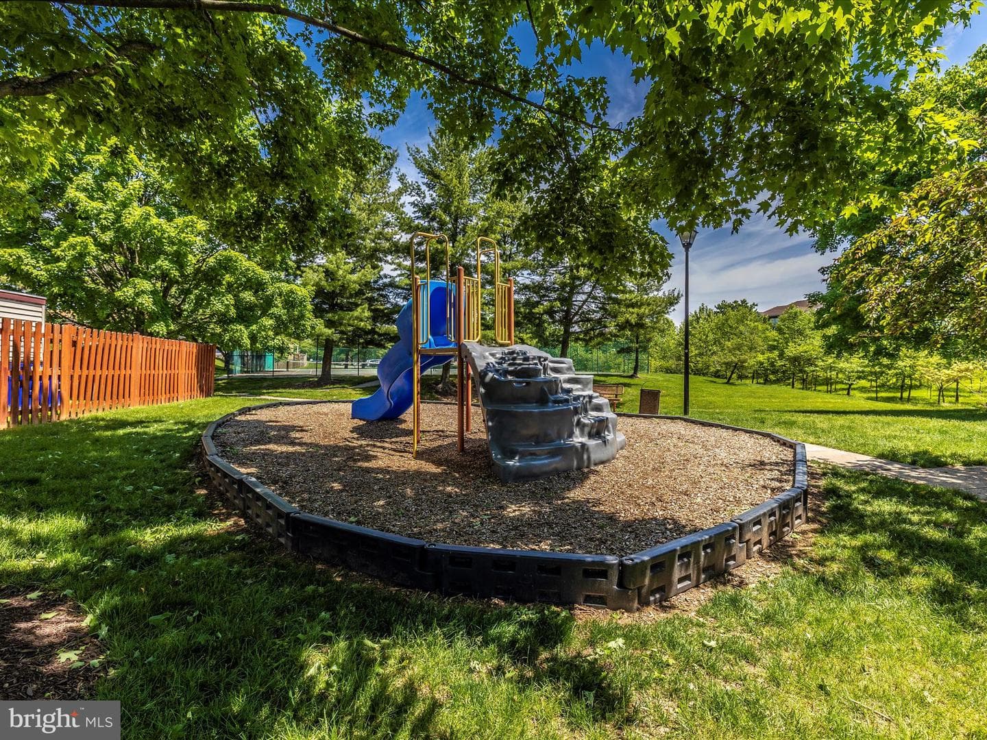 5702 Lavender Plaza #c photo 54