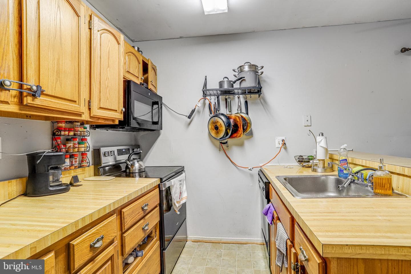 24 Mountaingate Drive photo 13