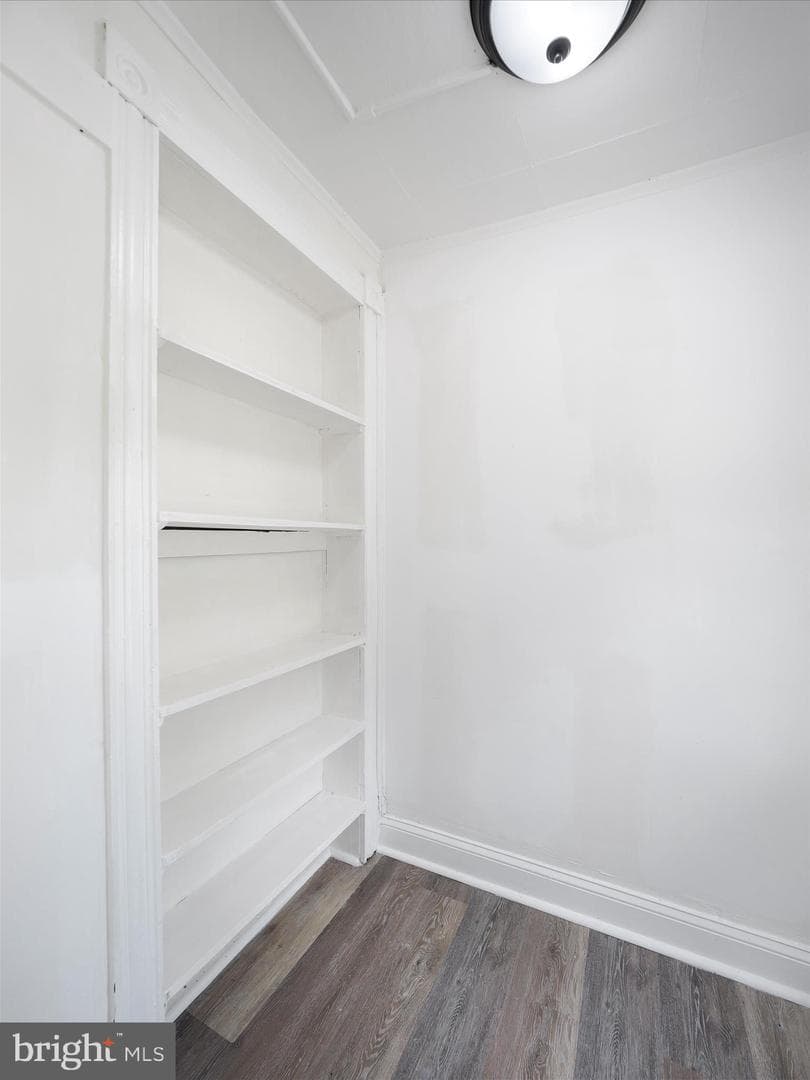 37 E C Street photo 12
