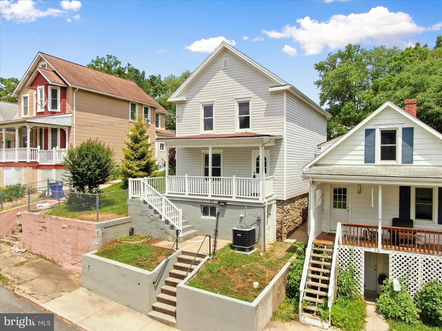 37 E C Street photo 21