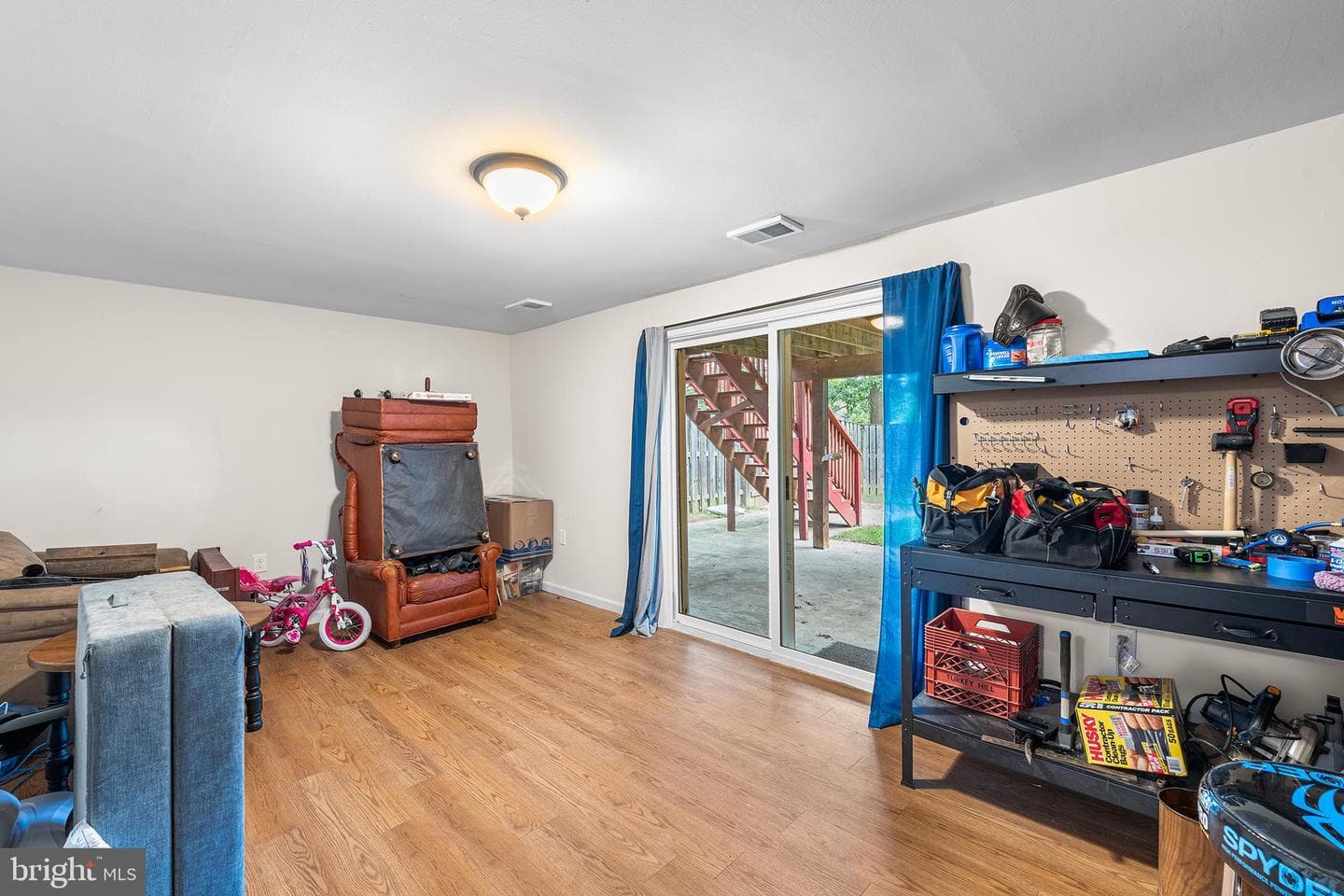 100 Adams Way photo 19