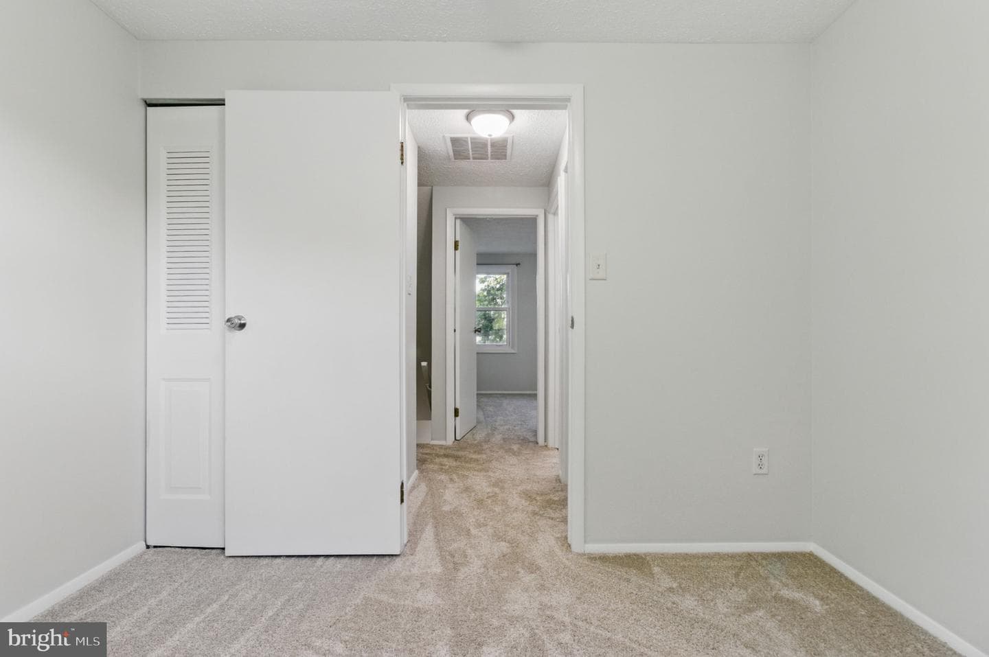 165 Fairfield Drive photo 16