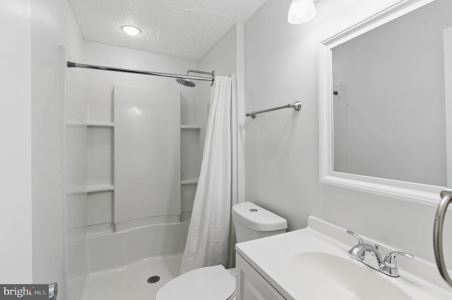 165 Fairfield Drive photo 17