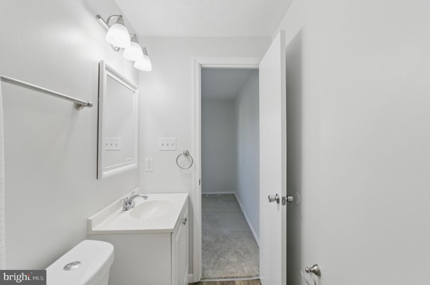 165 Fairfield Drive photo 18