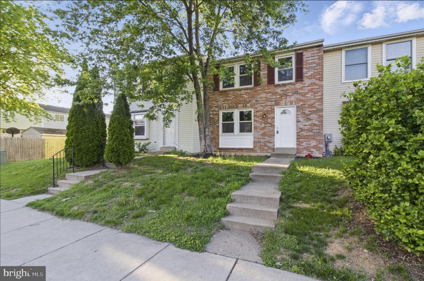 165 Fairfield Drive photo 2