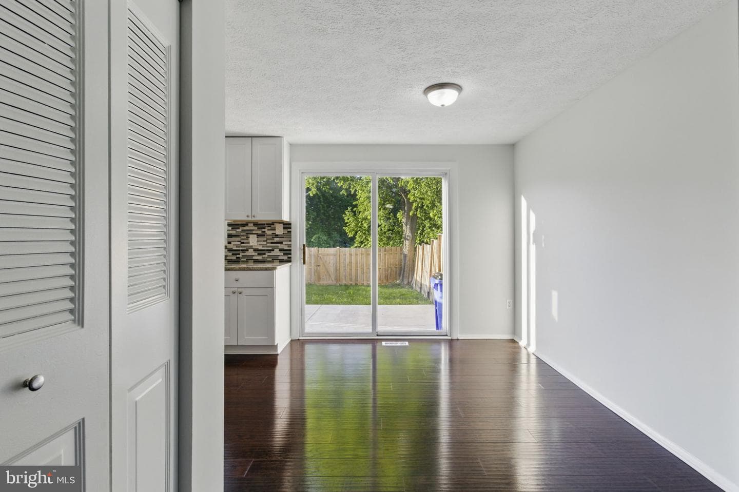 165 Fairfield Drive photo 9
