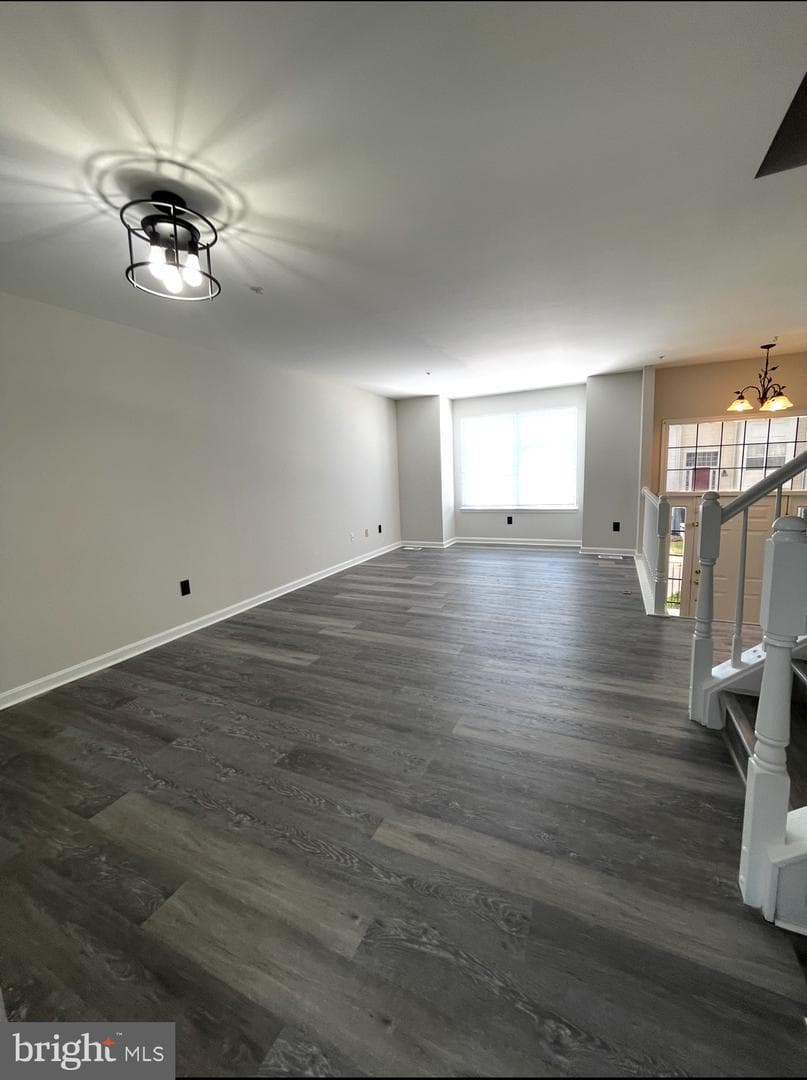 5607 Ashburn Terrace photo 9