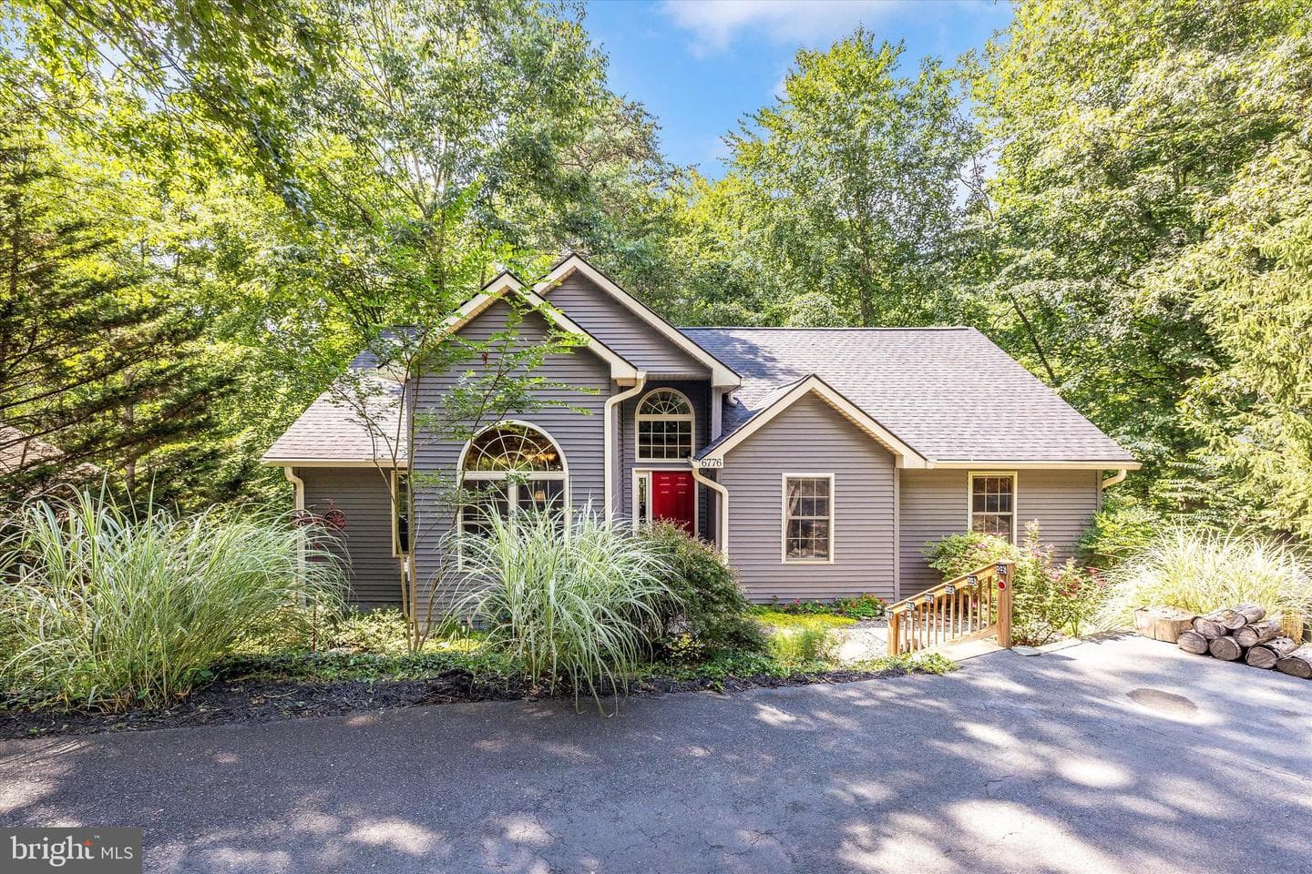 6776 Balmoral Ridge