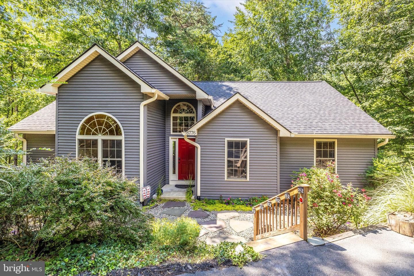 6776 Balmoral Ridge photo 3
