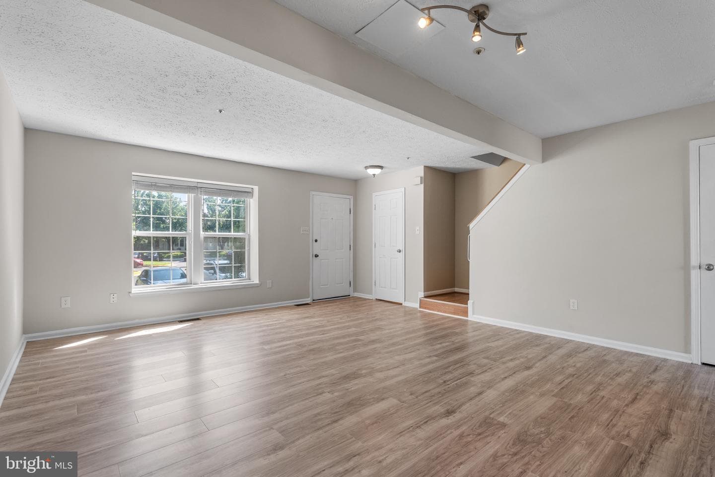 6737 Black Duck Court photo 4