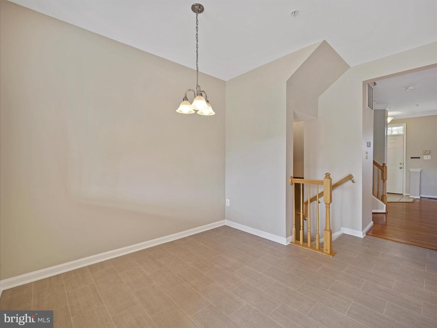 179 Fiona Way photo 10