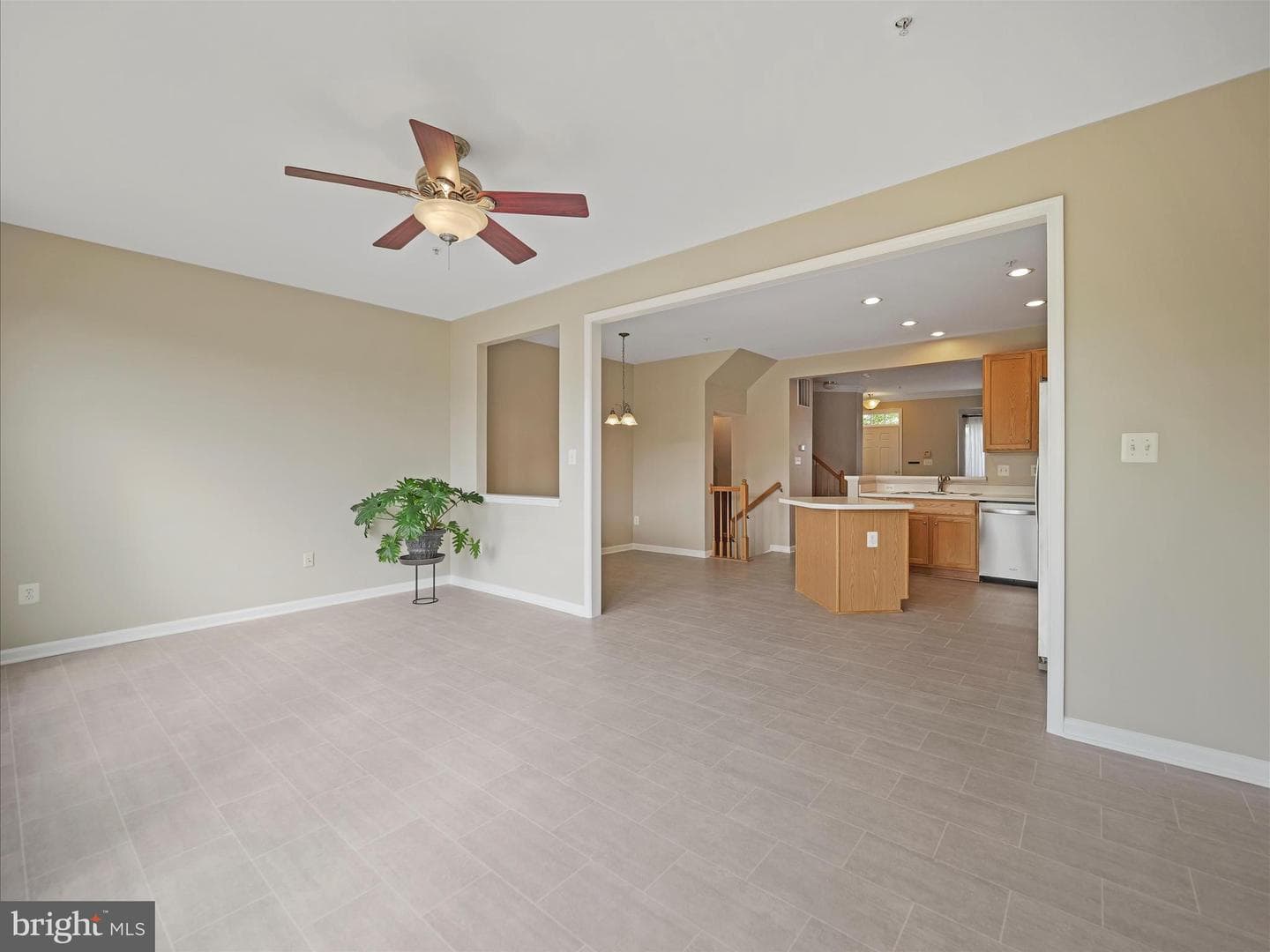 179 Fiona Way photo 15