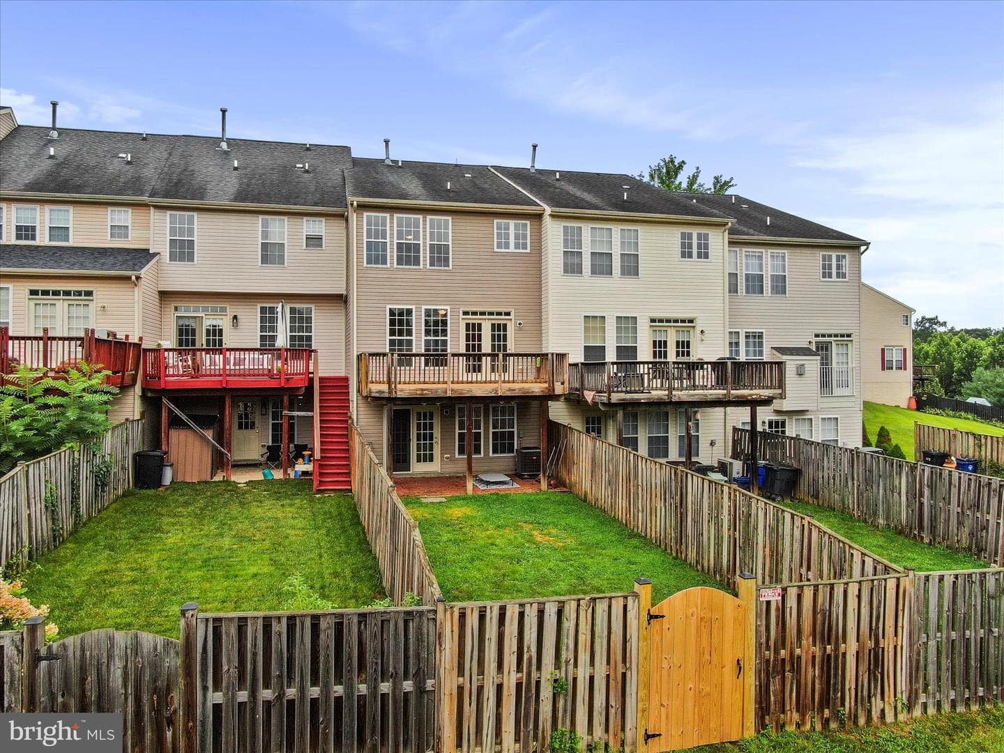 179 Fiona Way photo 36
