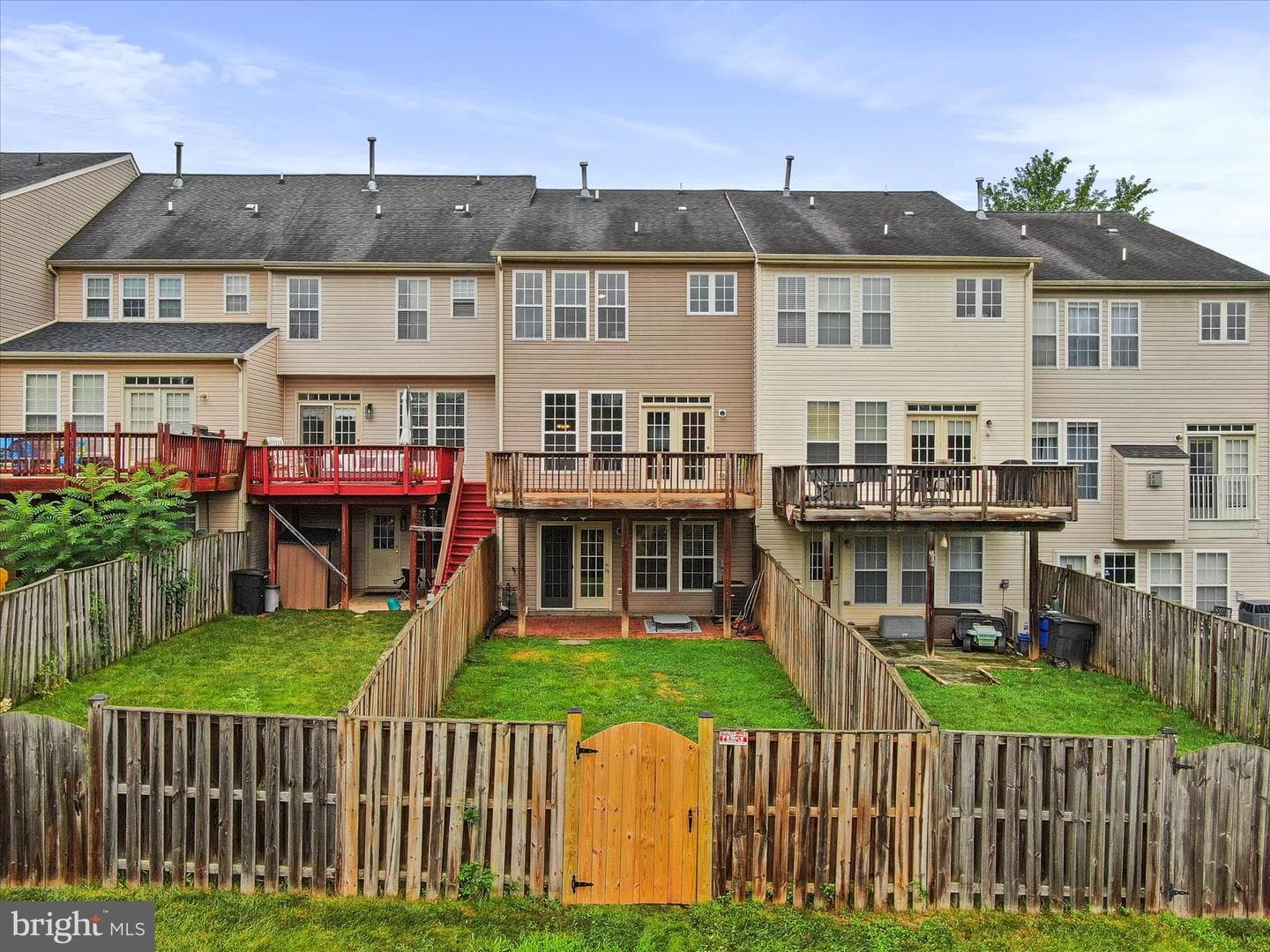 179 Fiona Way photo 37