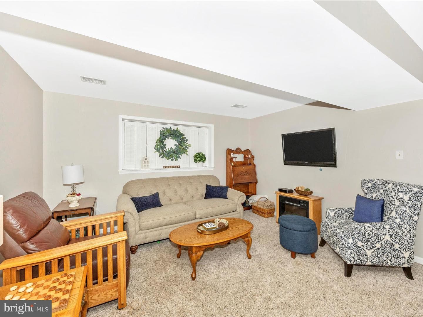 110 Victor Drive photo 28