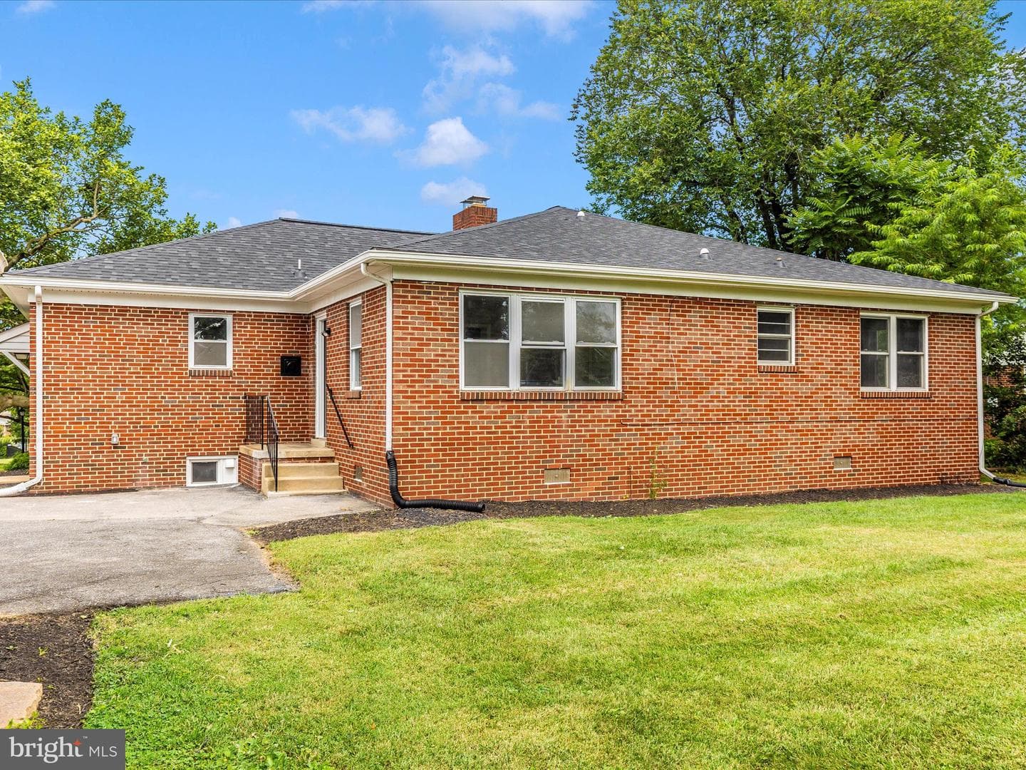 6113 Quinn Orchard Road photo 28