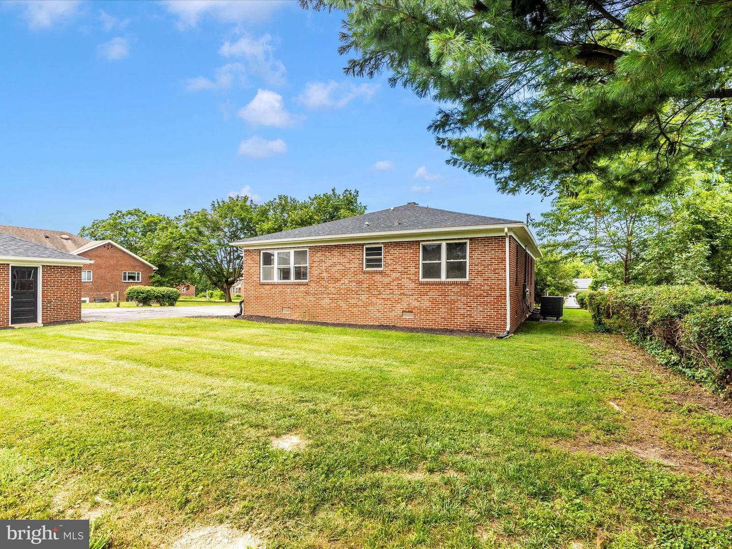 6113 Quinn Orchard Road photo 31