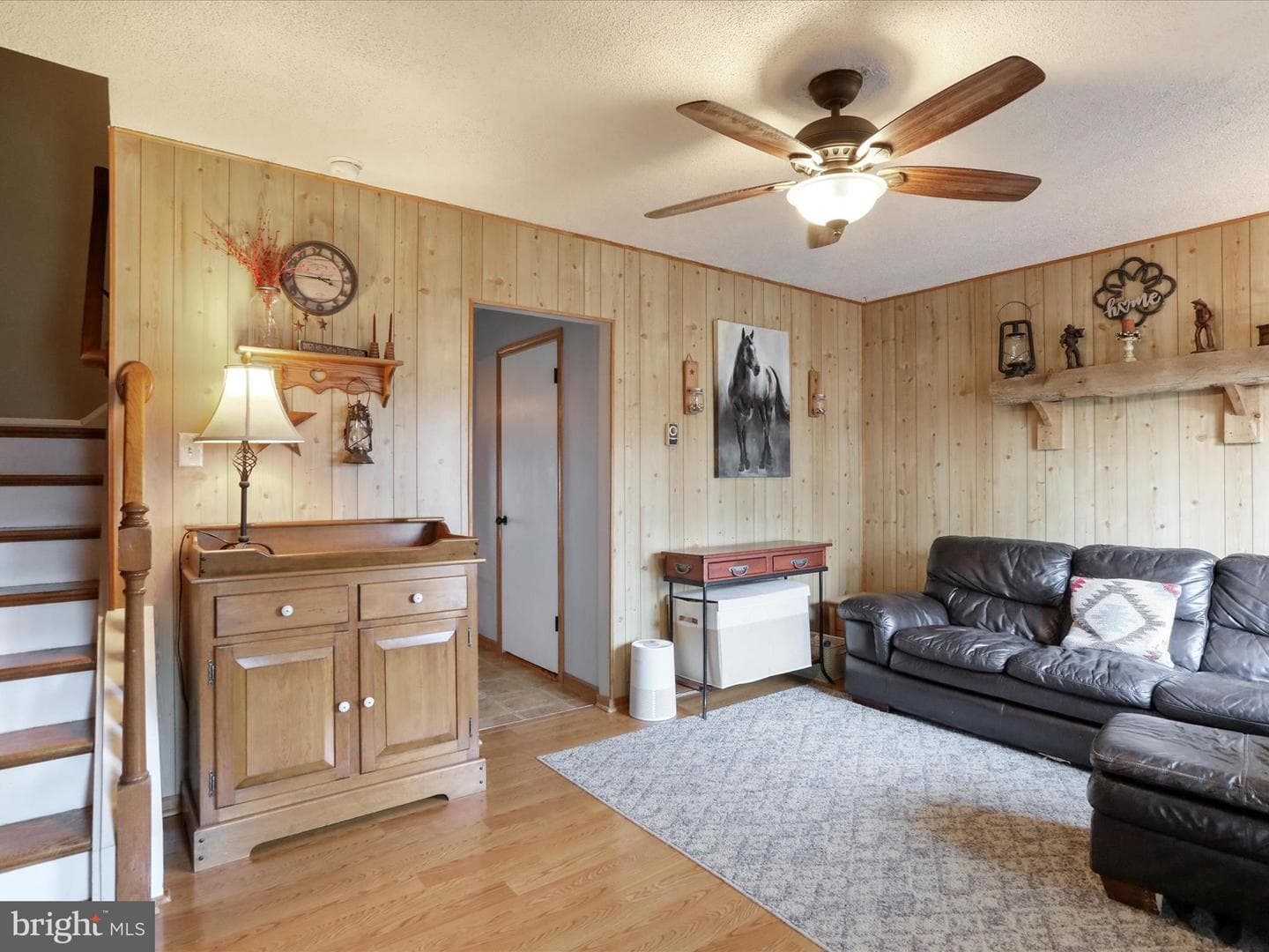107 W Orndorff Drive W photo 2