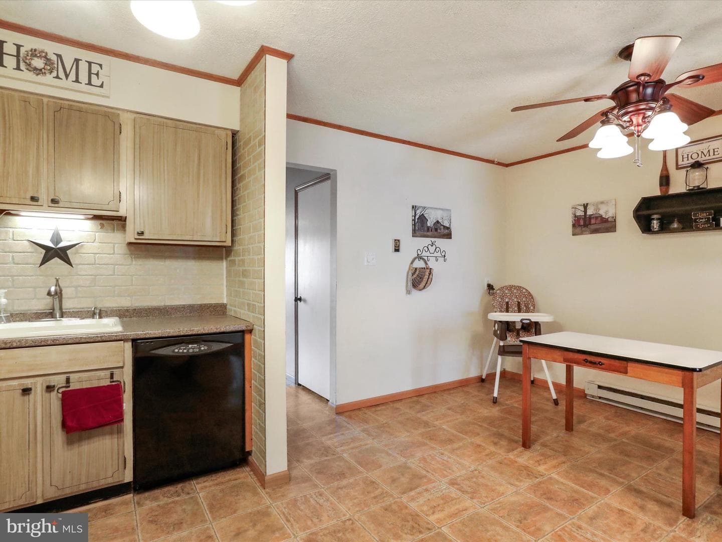 107 W Orndorff Drive W photo 4