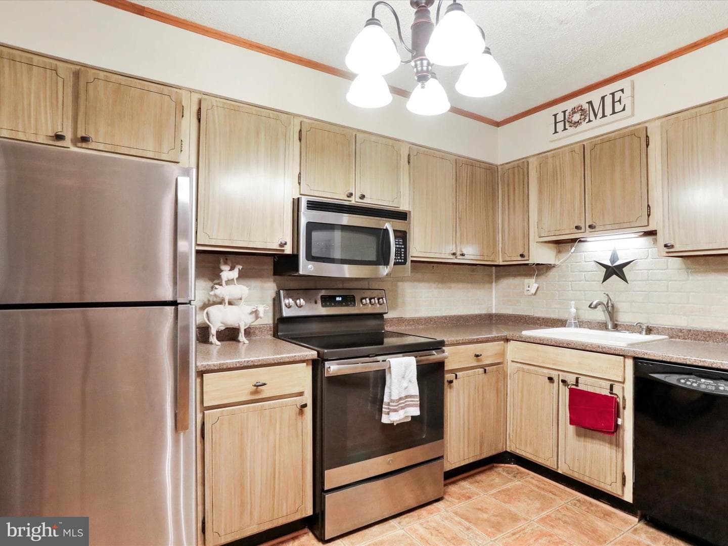 107 W Orndorff Drive W photo 5