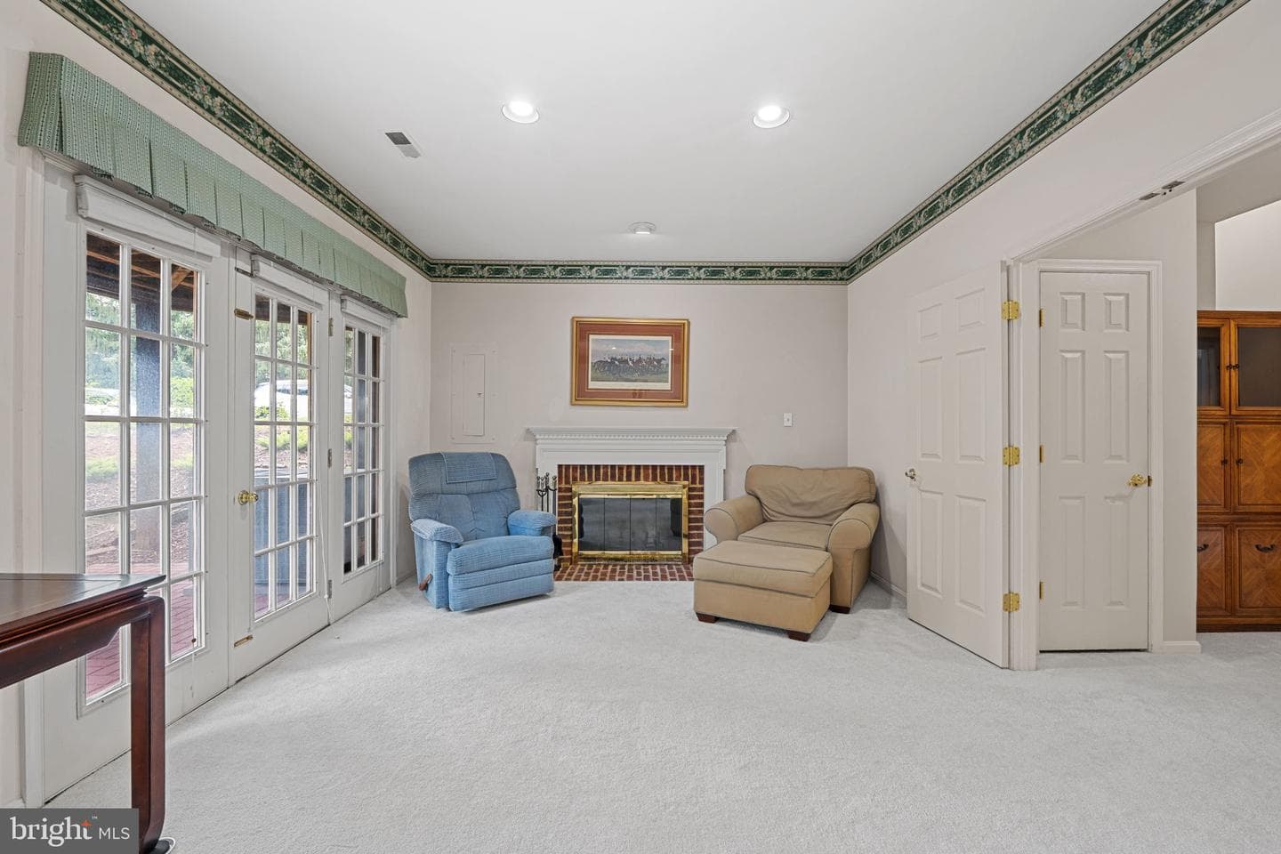 121 Long Acre Court photo 21