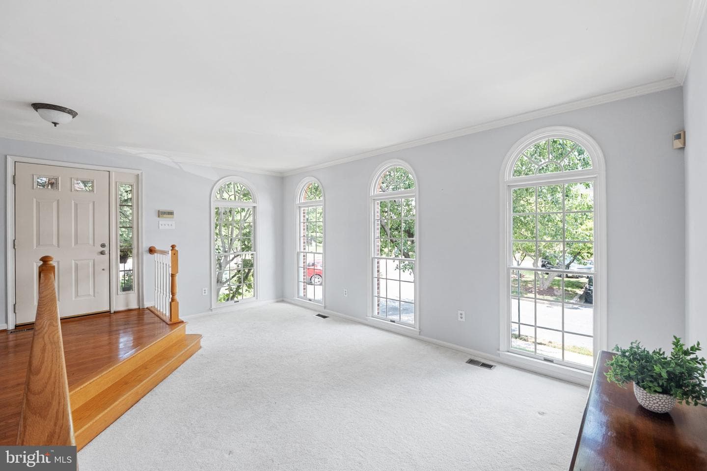 121 Long Acre Court photo 4