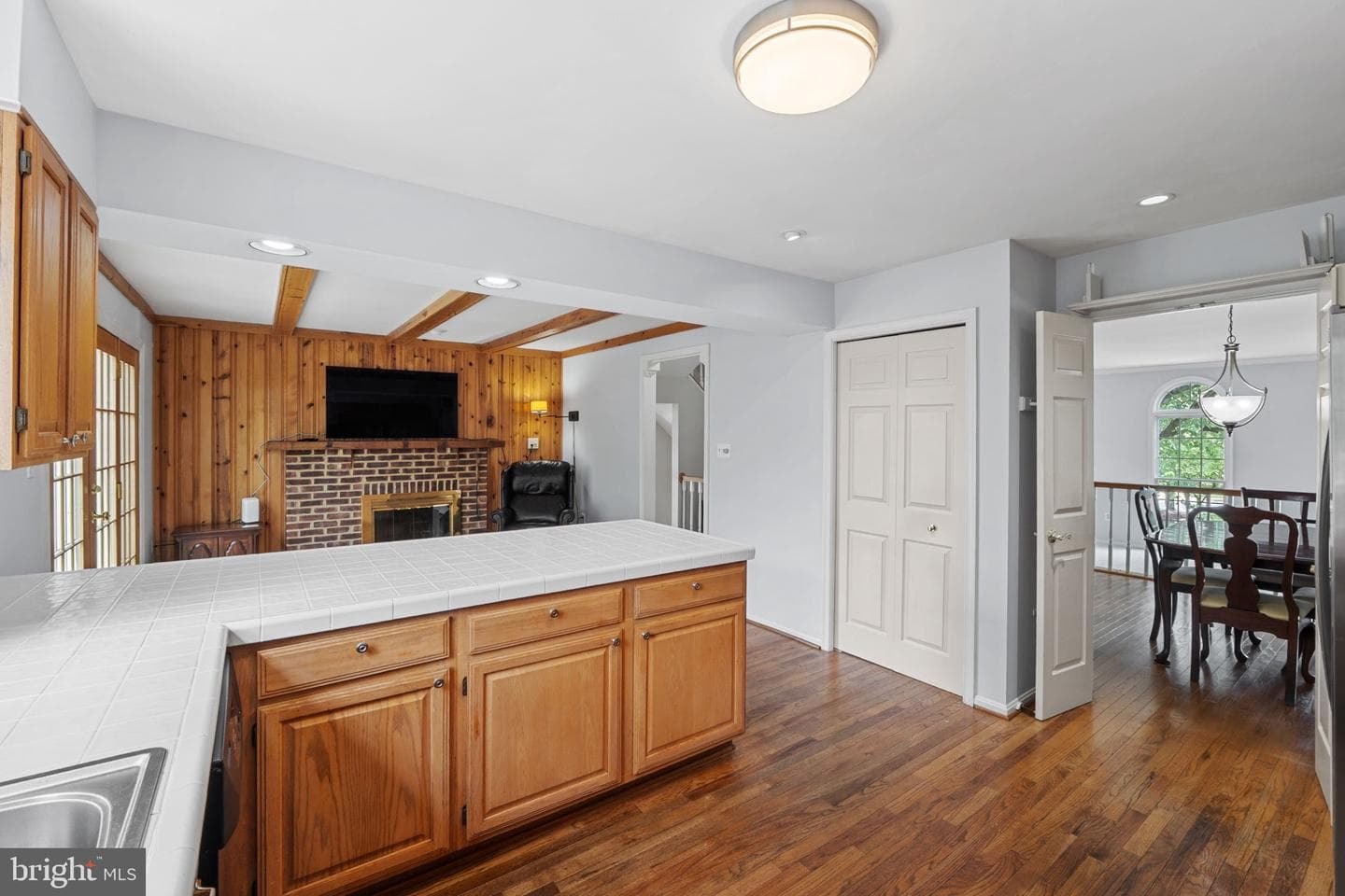121 Long Acre Court photo 9