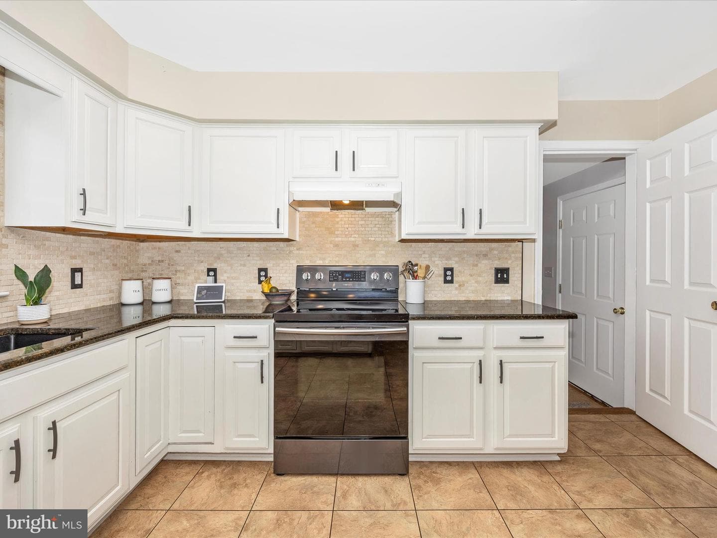 12210 Timber Run Court photo 17