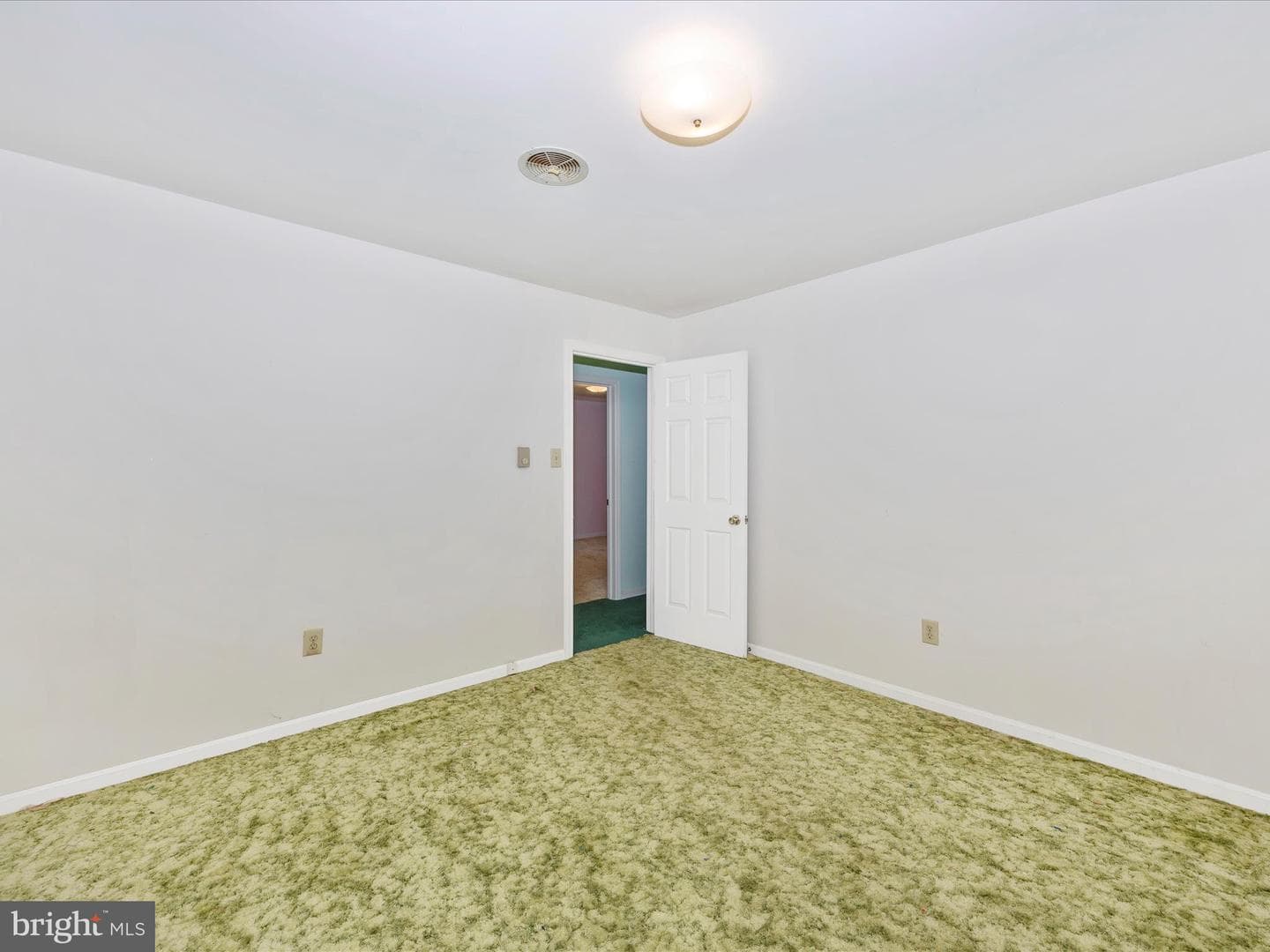 9079 Dawn Court photo 30