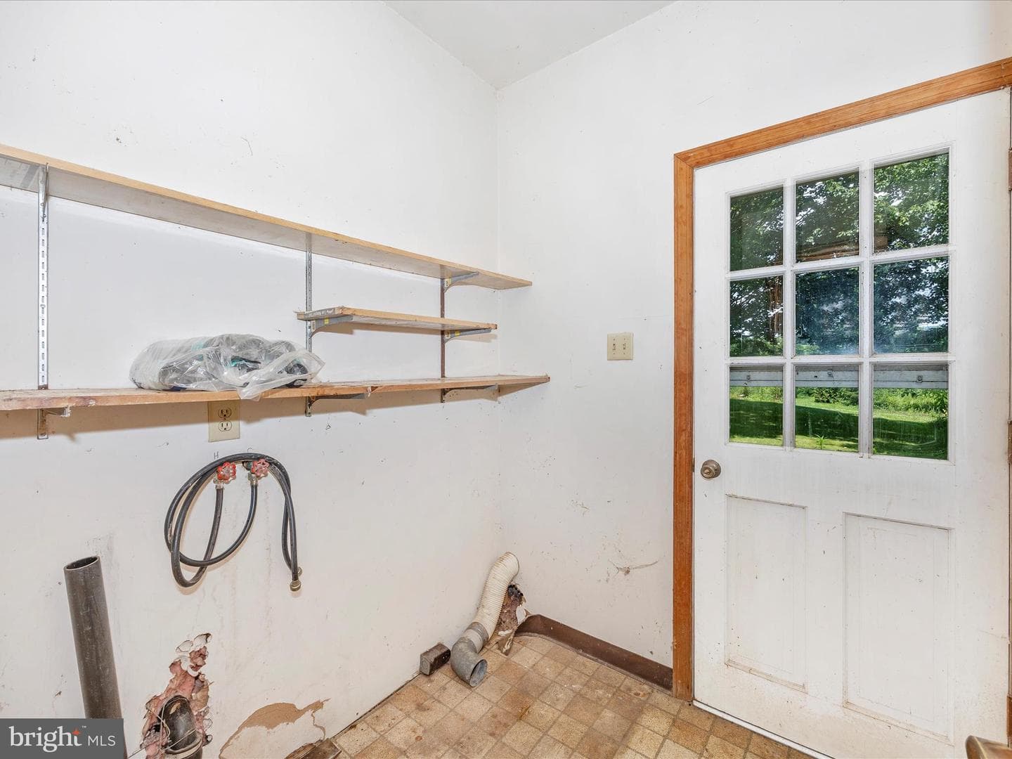9079 Dawn Court photo 38