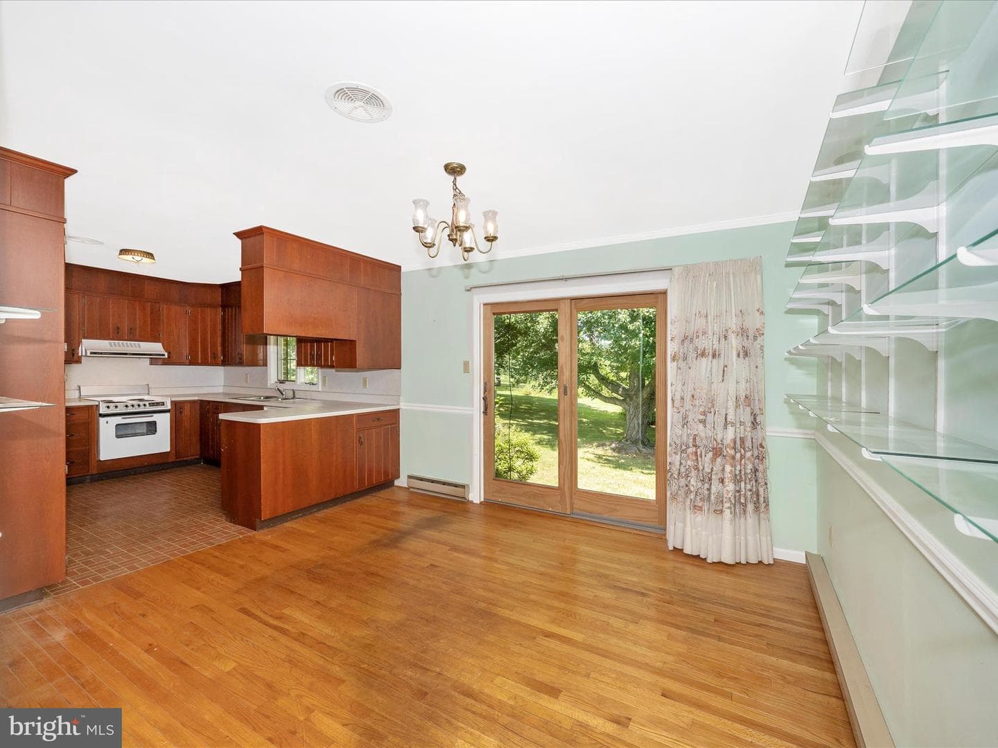 9079 Dawn Court photo 8