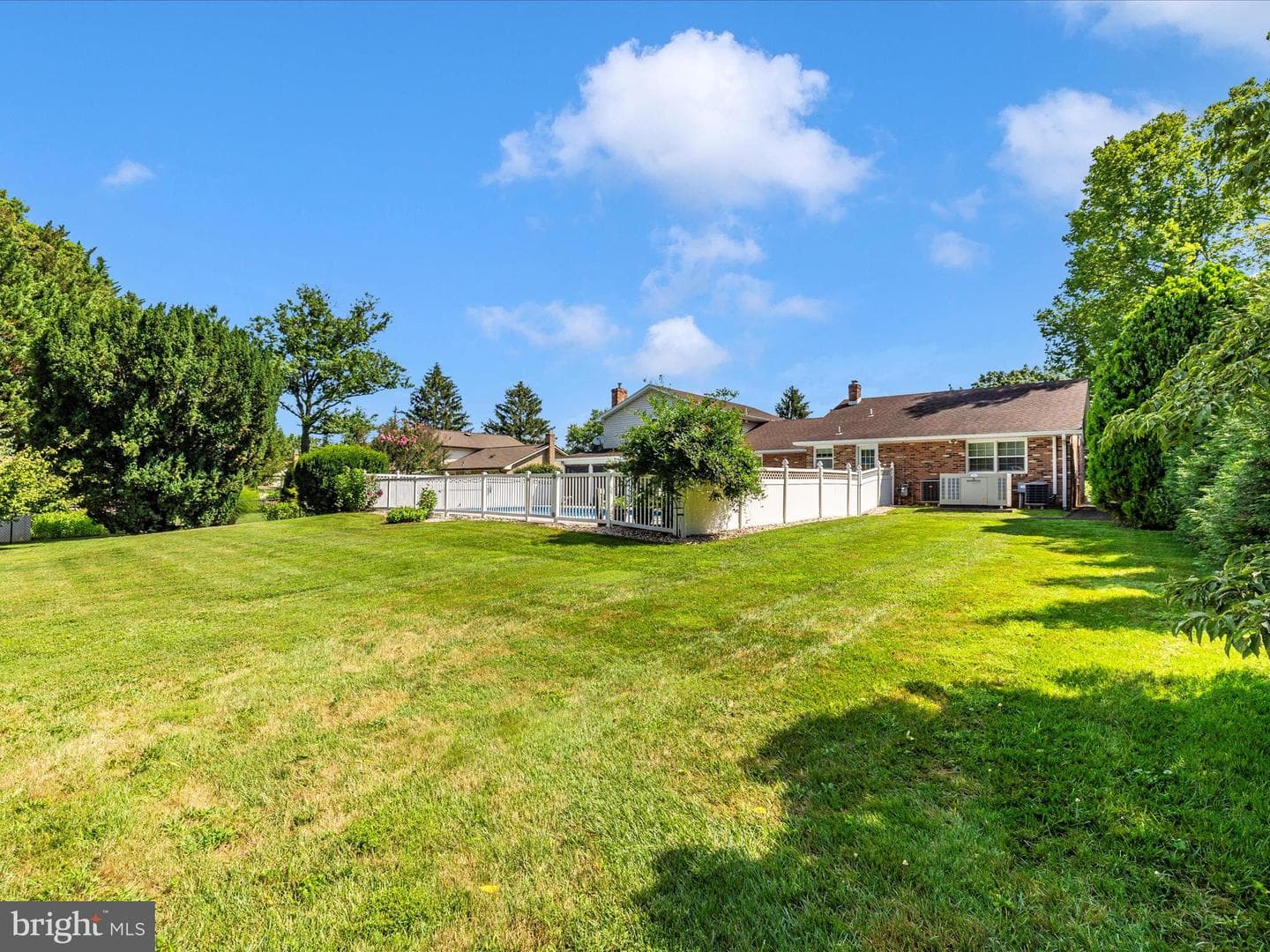 8102 Glendale Drive photo 52