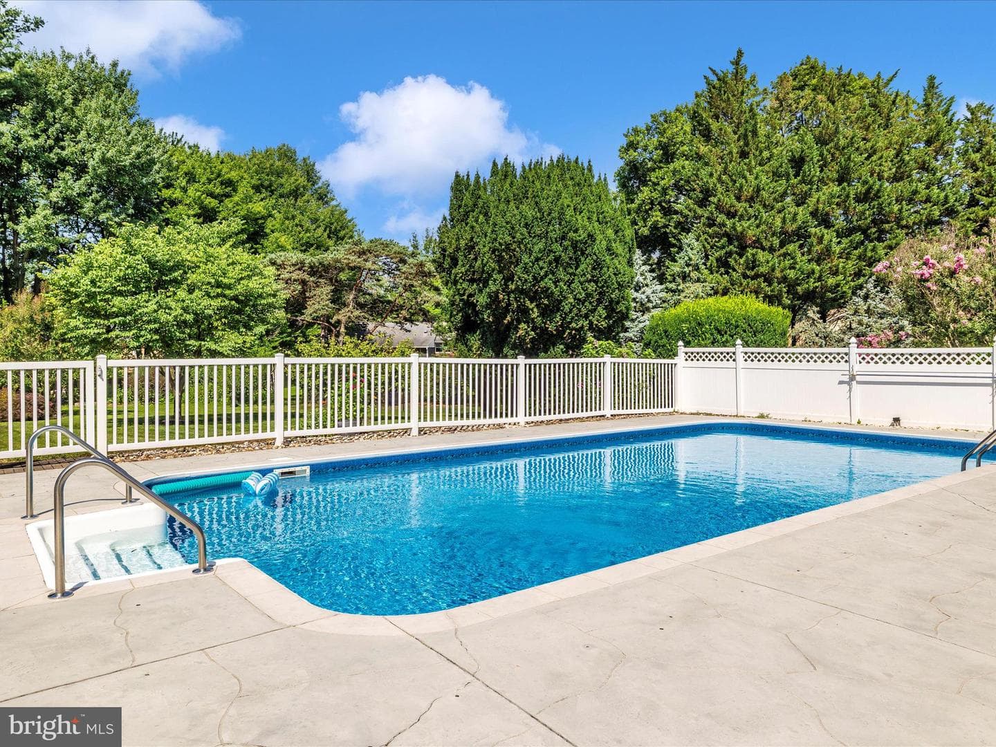8102 Glendale Drive photo 56