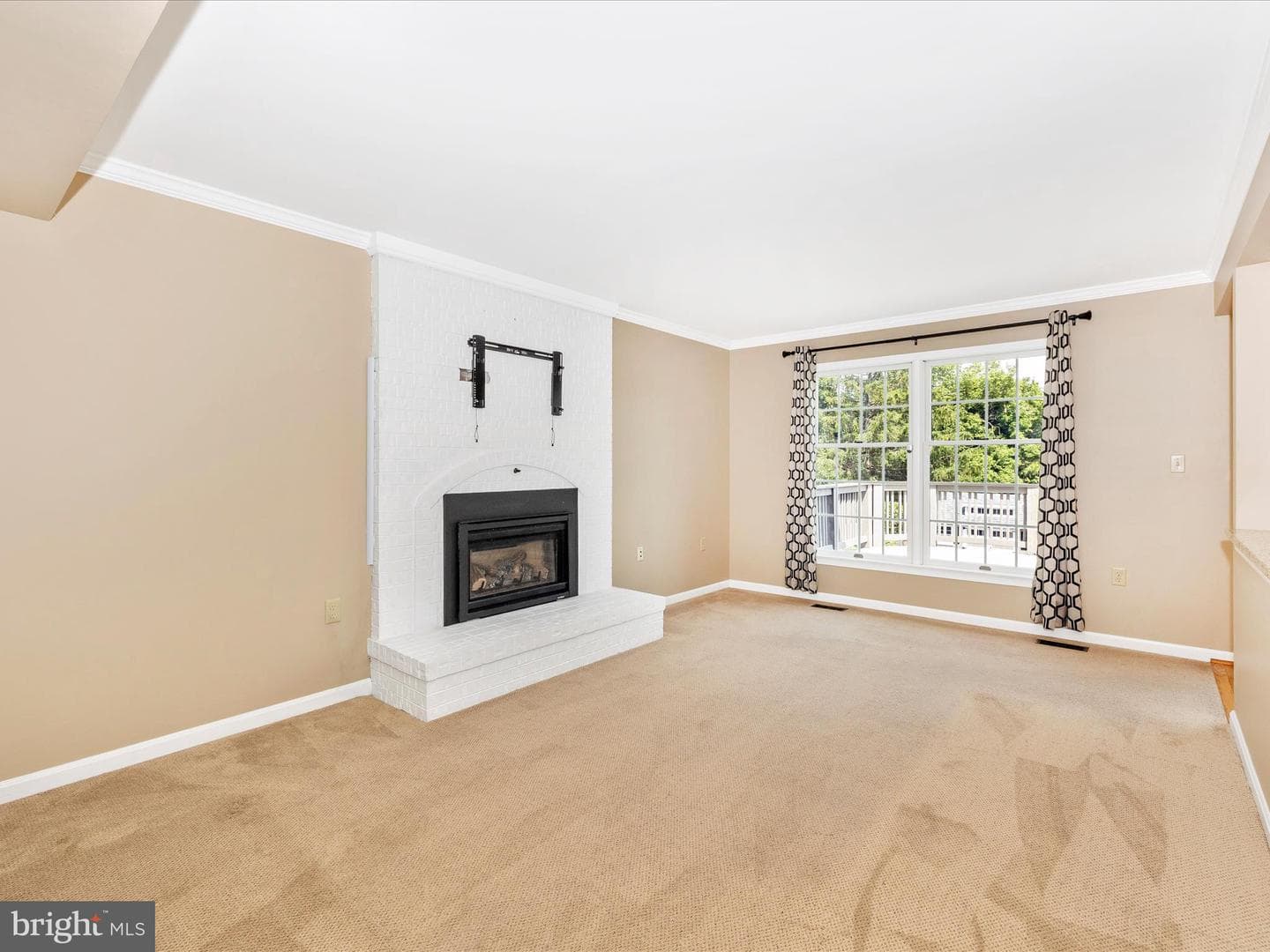 276 Maplewood Place photo 20