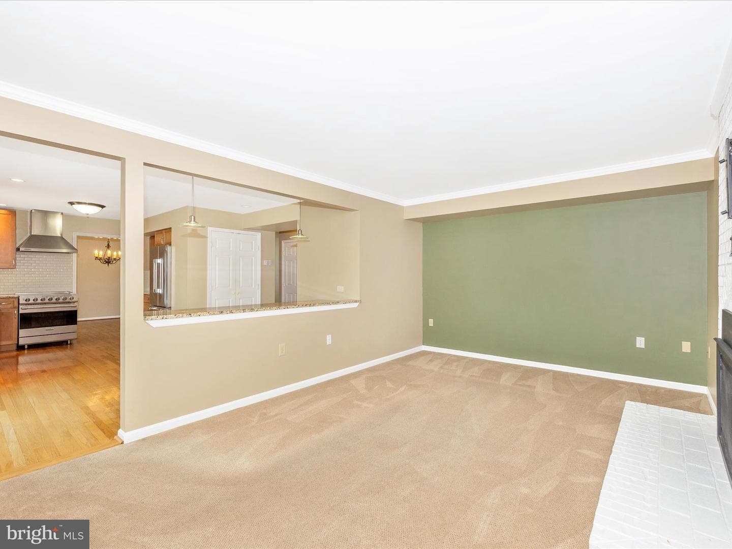 276 Maplewood Place photo 21