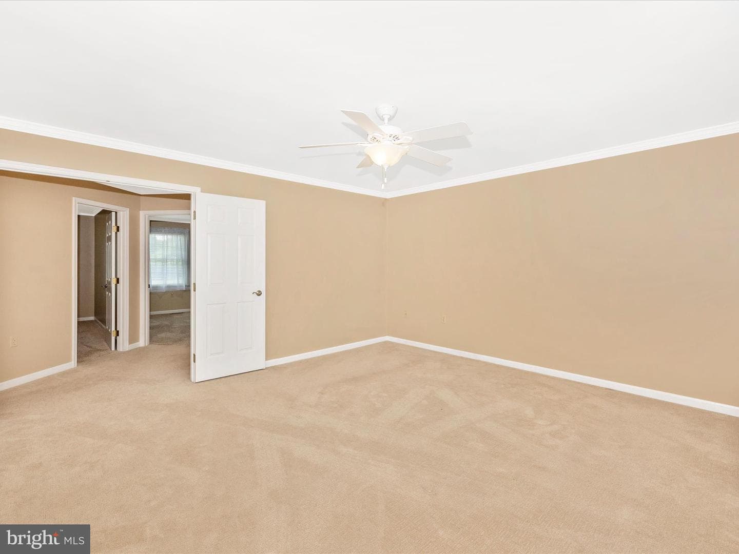 276 Maplewood Place photo 27