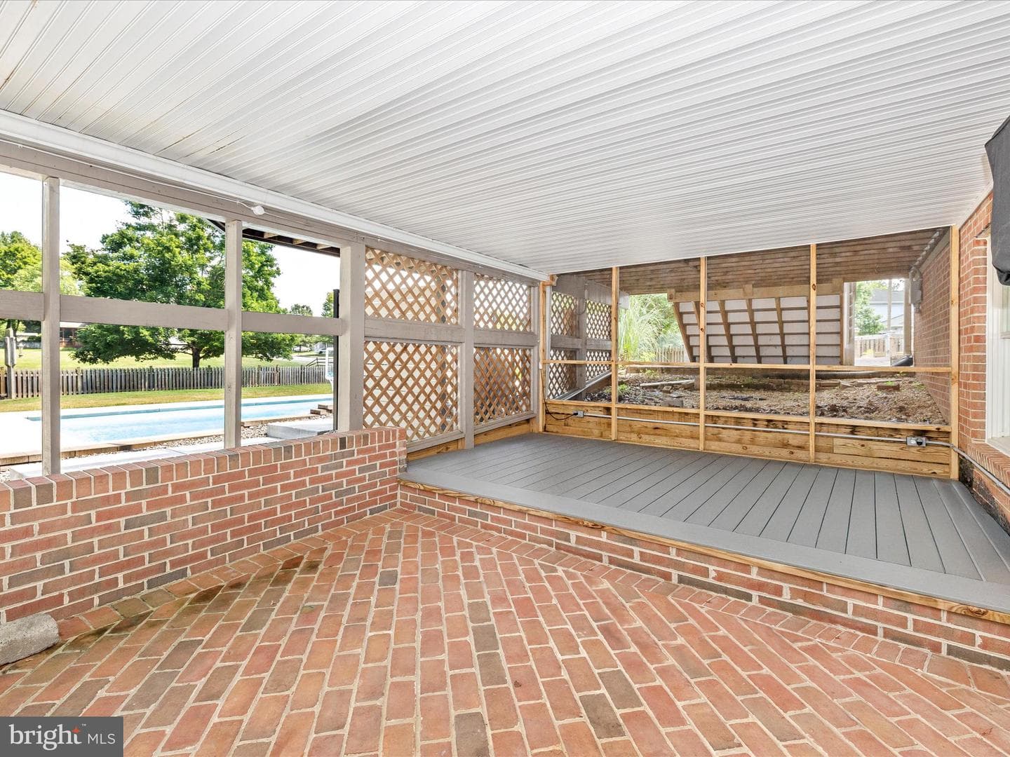 276 Maplewood Place photo 47