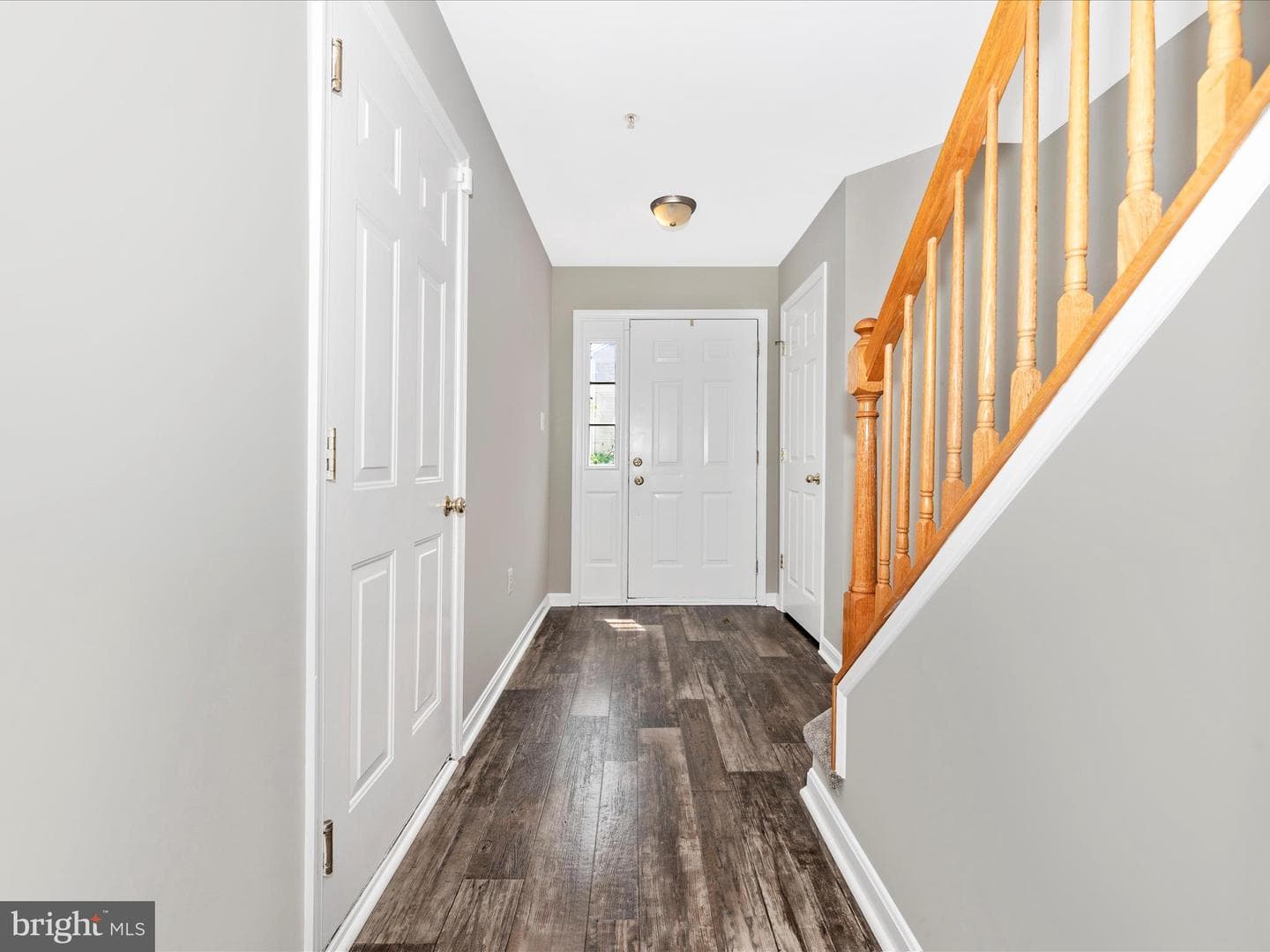 2430 Huntwood Court photo 4