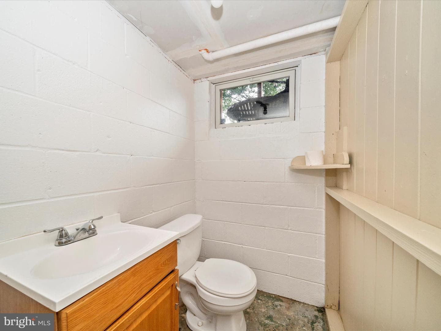 9523 Liberty Road photo 37