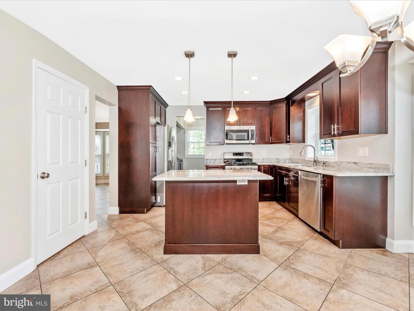 500 Sage Hen Way photo 14